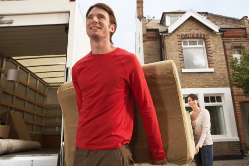 Commercial removal van support in Belgravia